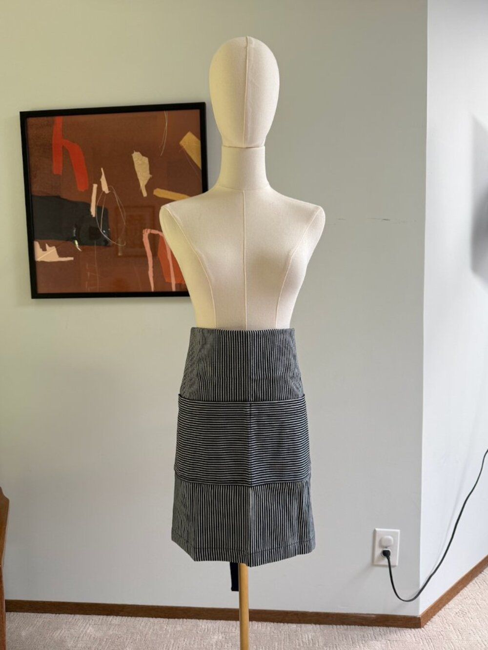 Hedley & Bennett Hickory Striped Denim Essential Bistro Apron